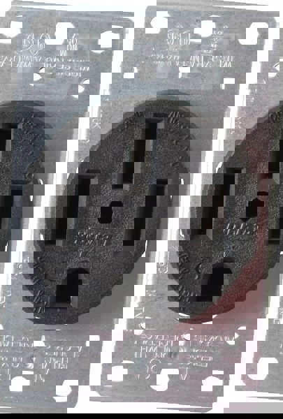 Straight Blade Single Receptacle: NEMA 14-50R, 50 Amps, Self-Grounding